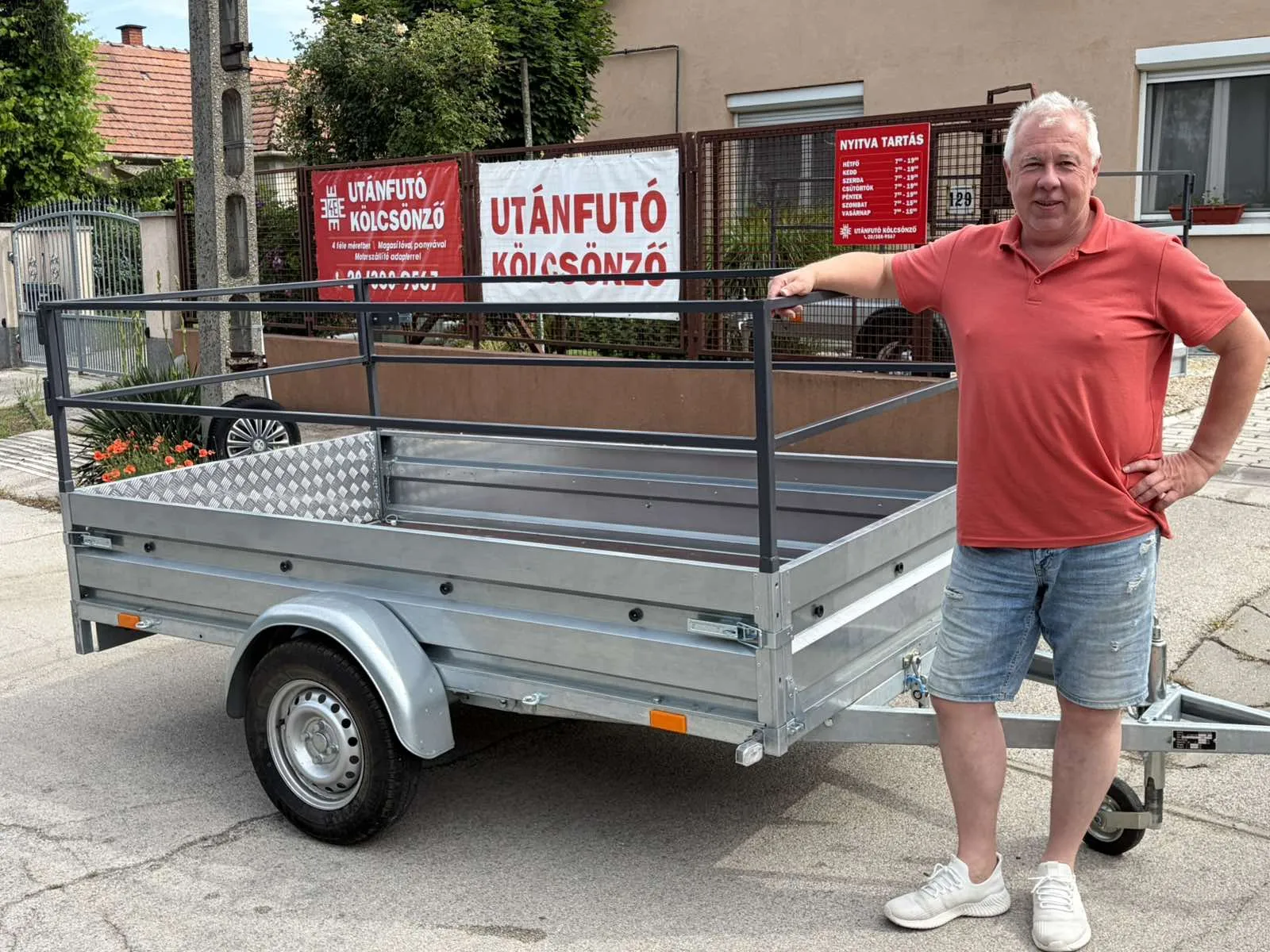Erős István, a 4E Utánfutó kölcsönző tulajdonosa Székesfehérváron